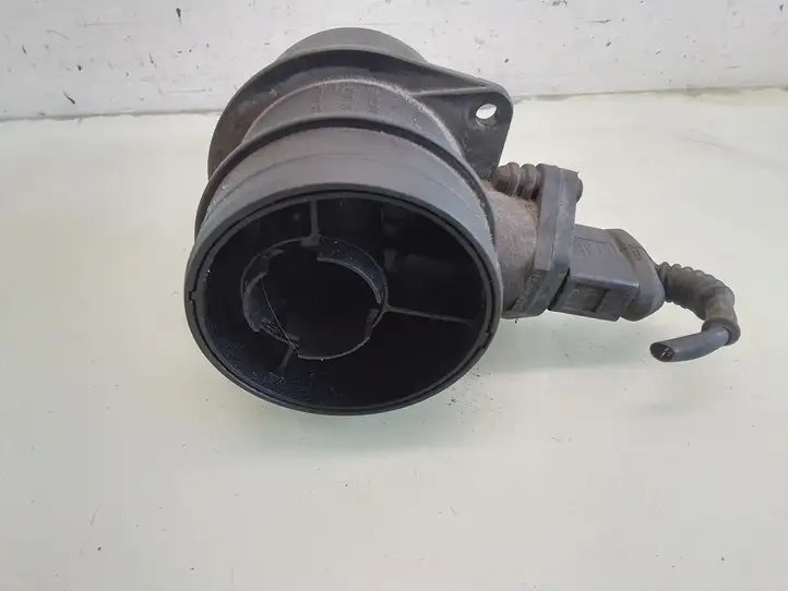 Volkswagen PASSAT B6 (2005 - 2010) 074906461B Датчик массового расхода воздуха — фото 3