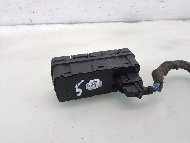 Opel Vectra C (2002 - 2005) 687833988 Блок кнопок стеклоподъемников — фото 2