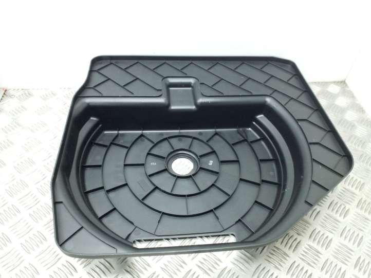 Audi A5 (2007 - 2011)  8T0012116A Отделка отсека запасного колеса