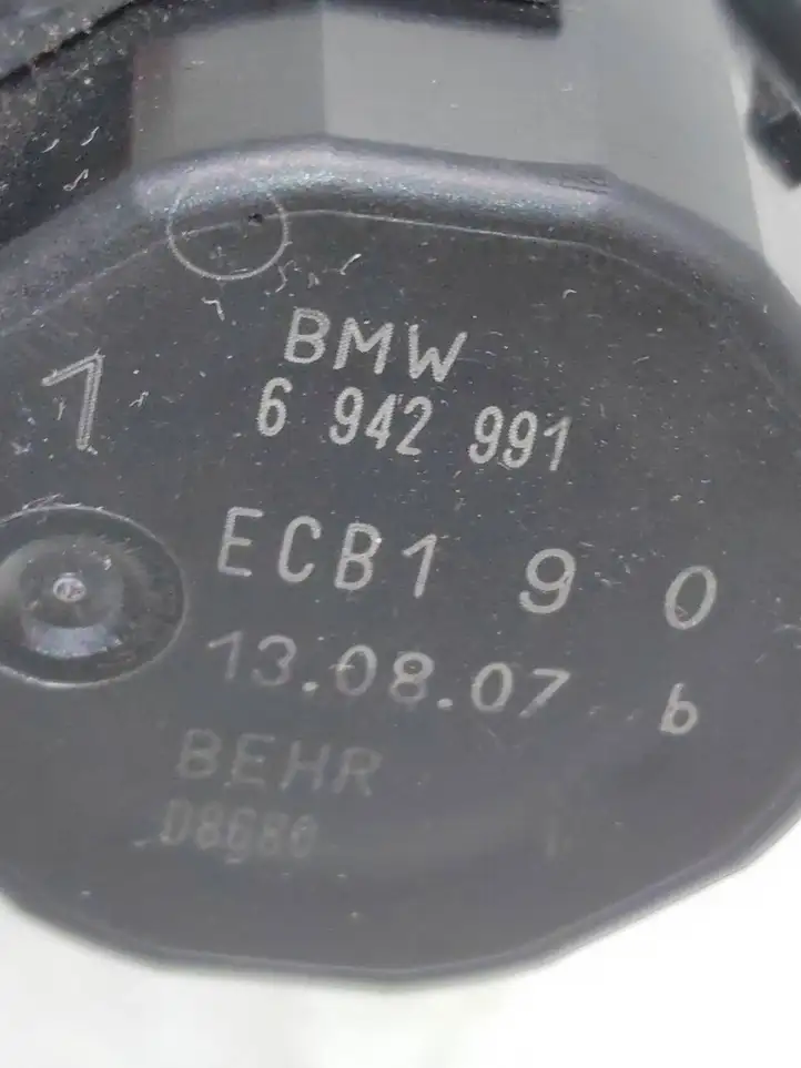 BMW 5 E60 E61 (2004 - 2010) 6942991 Двигатель задвижки потока воздуха — фото 5