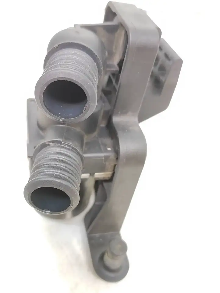 BMW 5 E60 E61 (2004 - 2010) 6920226 Электроциркуляционный насос — фото 3