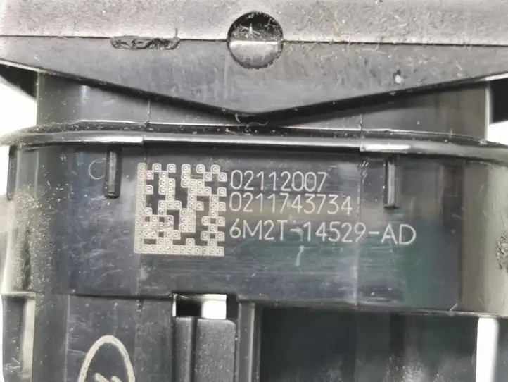 Ford S-MAX (2006 - 2010) 6M2T14529AD Блок кнопок стеклоподъемников — фото 4