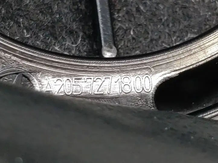 Mercedes-Benz EQC (2018 - ) A2057271800 Накладка динамика задней двери — фото 4