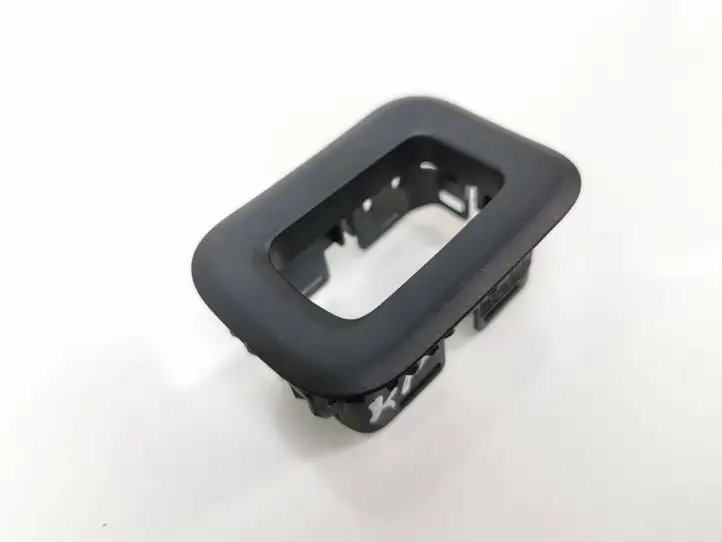 Mercedes-Benz EQC (2018 - ) A2057270048 Прочая отделка передней двери — фото 1