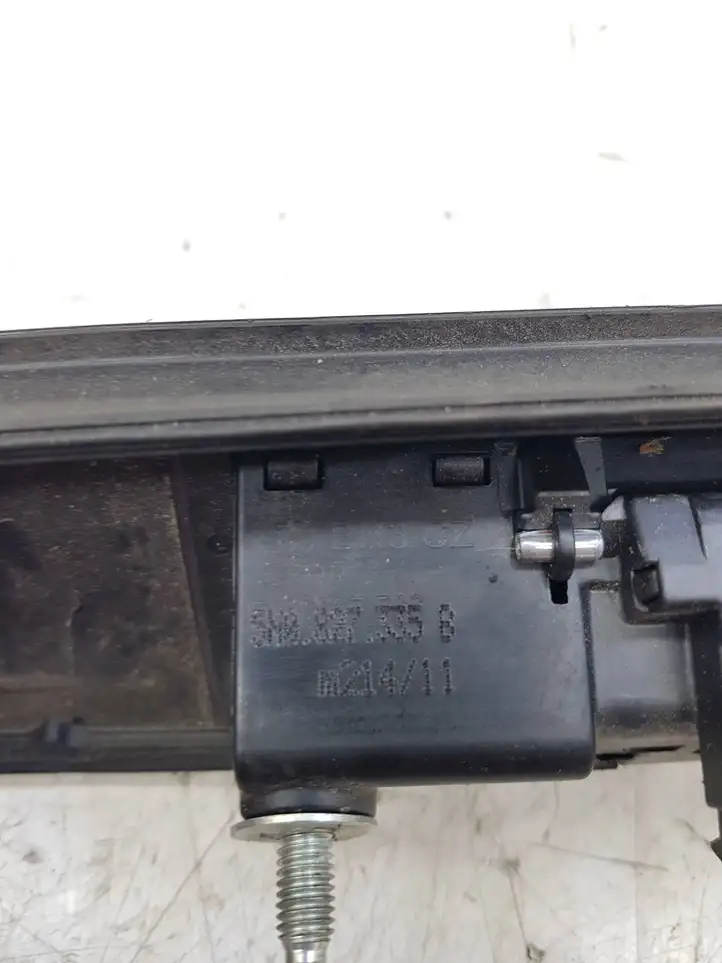 Volkswagen Tiguan (2007 - 2011) 5N0827335B Подсветка номера — фото 2