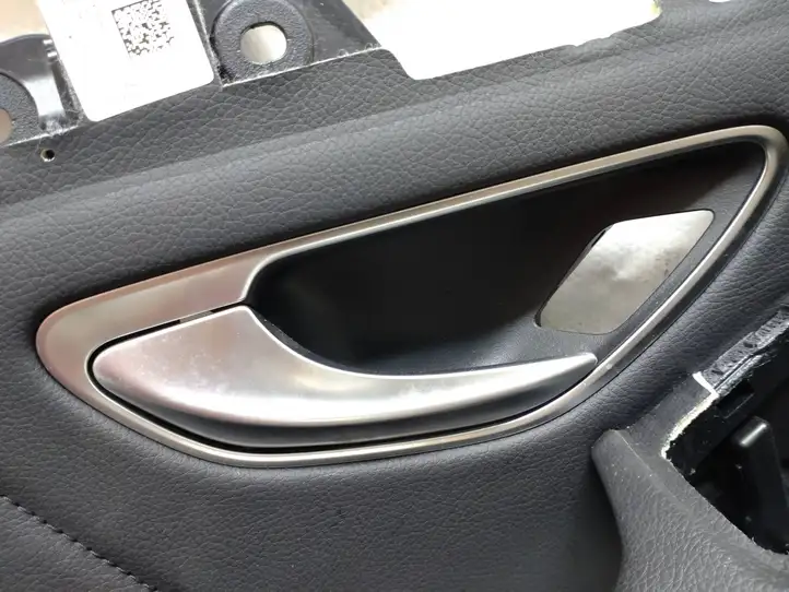 Mercedes-Benz EQC (2018 - ) A1678202701 Обшивка передней двери — фото 25