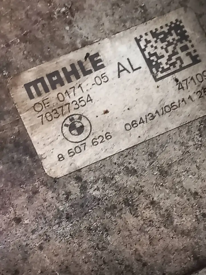 BMW 3 F30 F35 F31 (2012 - 2018) 70377354 Кронштейн масляного фильтра — фото 3