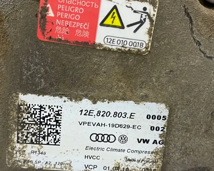 Volkswagen Golf VII (2013 - 2019) 12E820803E Компрессор (насос) кондиционера воздуха — фото 9