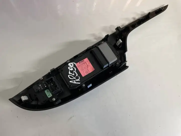 Honda Civic (2006 - 2011) 35750smgg010m1 Блок кнопок стеклоподъемников — фото 3