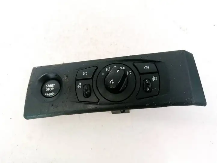 BMW 5 E60 E61 (2004 - 2010) 6953737 Включатель фонарей — фото 1