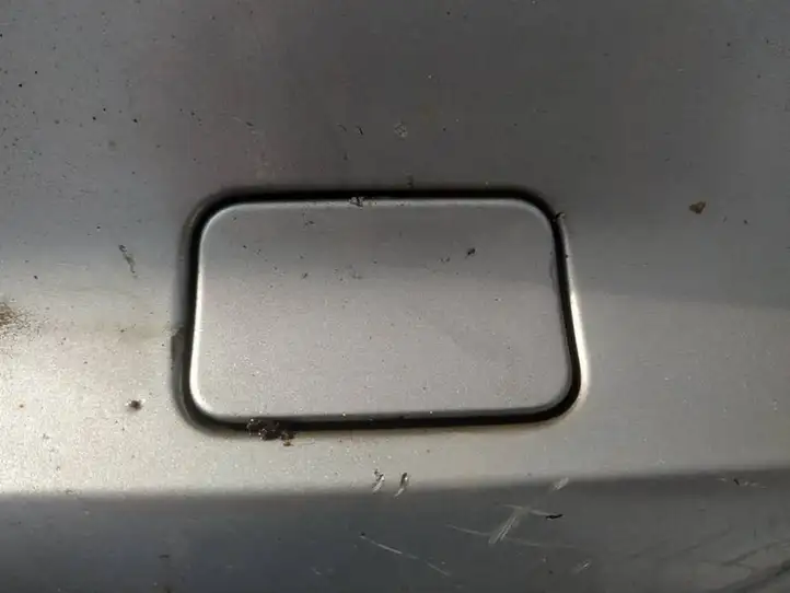 Peugeot 607 (2000 - 2004) Заглушка буксировочной петли бампера — фото 2