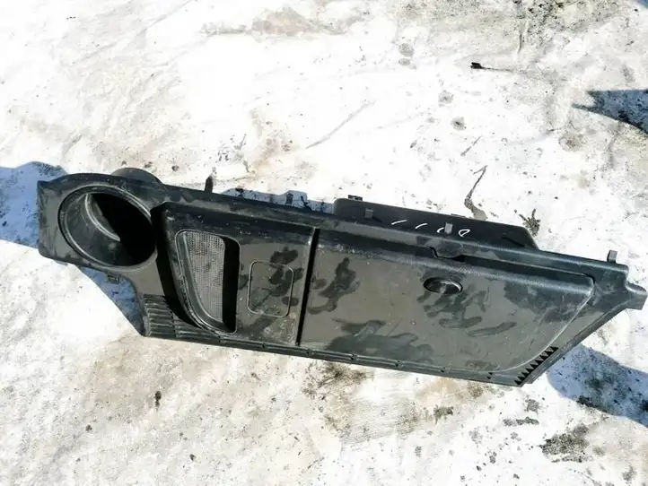 Land Rover Discovery 3 - LR3 (2004 - 2009) ESJ501010 Вещевой ящик — фото 1