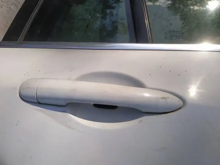 Renault Laguna III (2007 - 2015) Наружная ручка двери — фото 2
