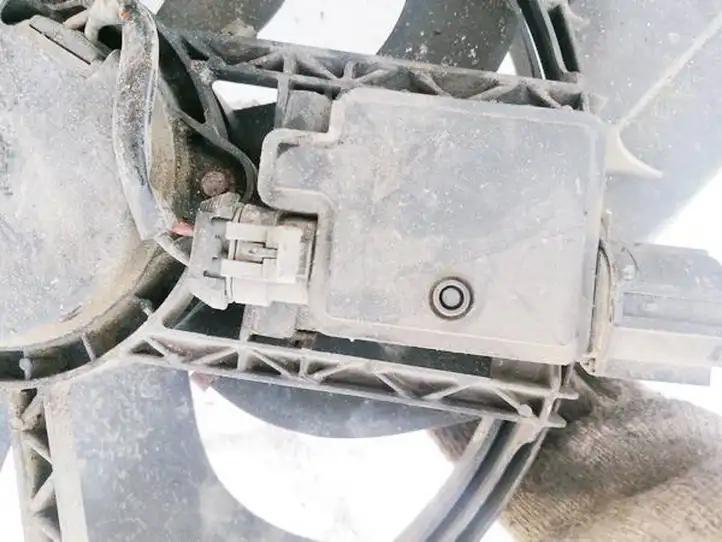 Ford Focus (1998 - 2004) 940002907 Реле вентилятора охлаждения — фото 1