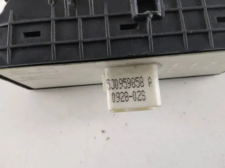 Skoda Roomster (5J) (2006 - 2010) 5J0959858A Блок кнопок стеклоподъемников — фото 3