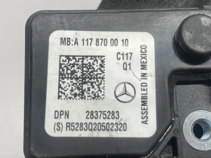 Mercedes-Benz GLA W156 (2013 - 2017) A1178700010 Прочие детали салона — фото 7