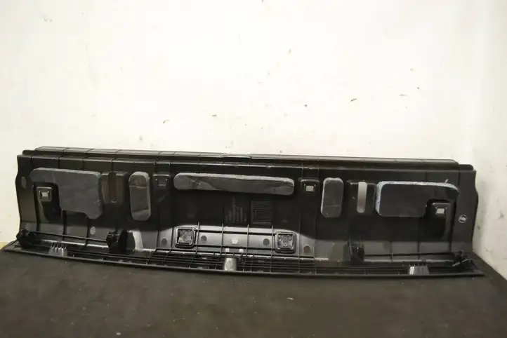 BMW 7 G11 G12 (2015 - 2022) 7344675 Прочая отделка багажника — фото 2