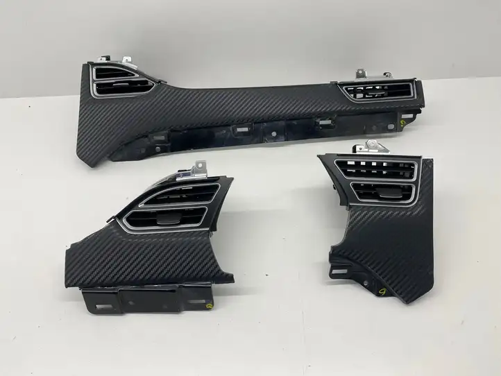 Tesla Model S (2016 - 2021) 100783400C Боковой воздушный дефлектор — фото 1