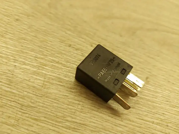 Volvo S80 (1998 - 2004) 9441161 Другое реле — фото 7