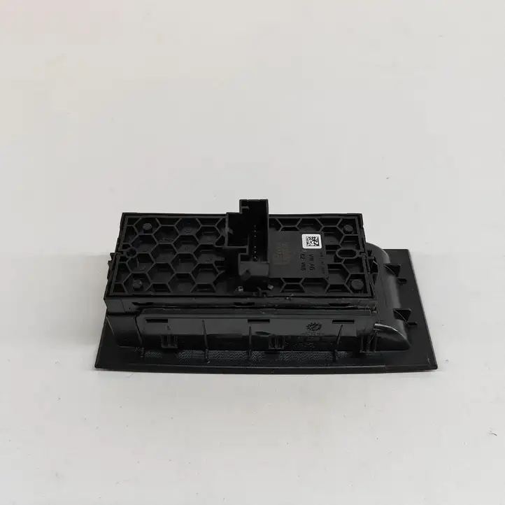 Skoda Octavia Mk4 (2019 - ) 5E0959857A Блок кнопок стеклоподъемников — фото 4