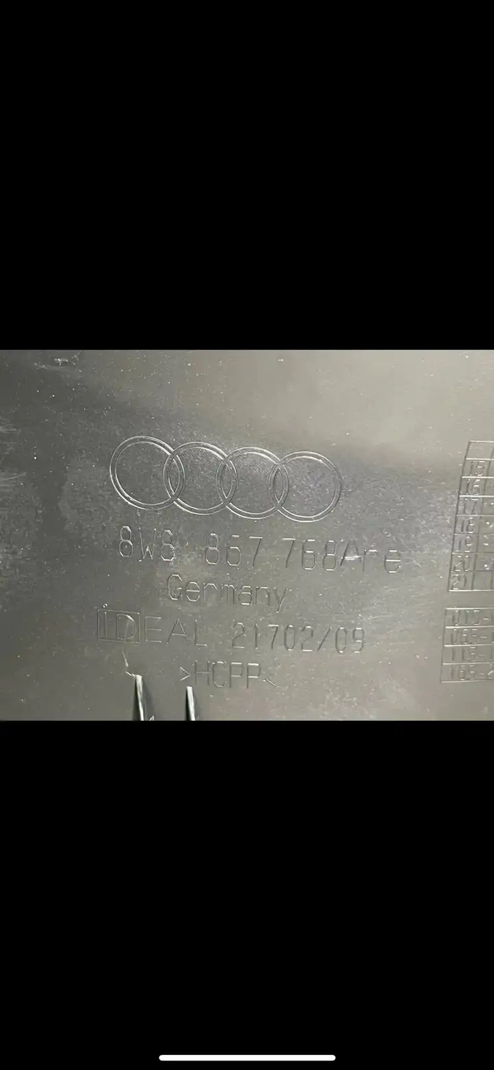 Audi A5 (2016 - ) 8W8867768A Прочие детали салона — фото 8