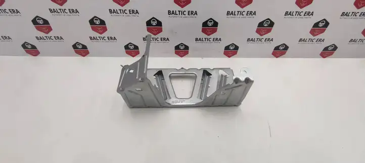 BMW 5 F10 F11 (2009 - 2016) 9174269 Кронштейн усилителя звука — фото 3