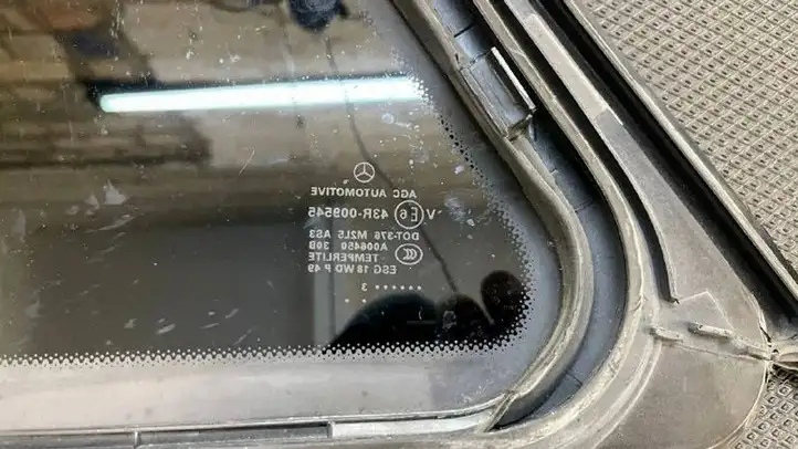 Mercedes-Benz ML W166 (2012 - 2017) A1687301456 Форточка двери — фото 3