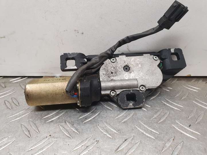 BMW 7 E65 E66 (2001 - 2008)  7014872 Притягиватель задней крышки