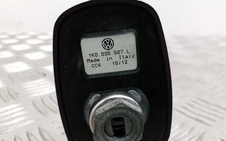 Volkswagen Touran II (2010 - 2016) 1K0035507L Радиоантенна — фото 3