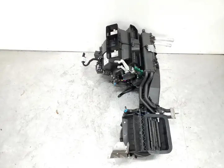 Seat Exeo (3R) (2008 - 2013) 8E1820005J Комплект системы вентиляции салона — фото 12