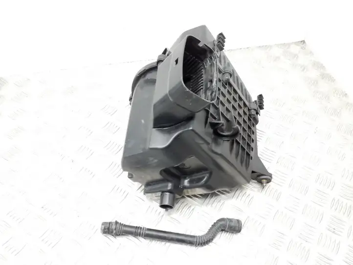 Seat Ibiza IV (6J,6P) (2008 - 2017) 6R012960C Корпус воздушного фильтра — фото 9