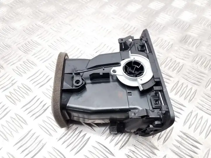 Volkswagen Golf VII (2013 - 2019) 5G1819248B Боковой воздушный дефлектор — фото 3