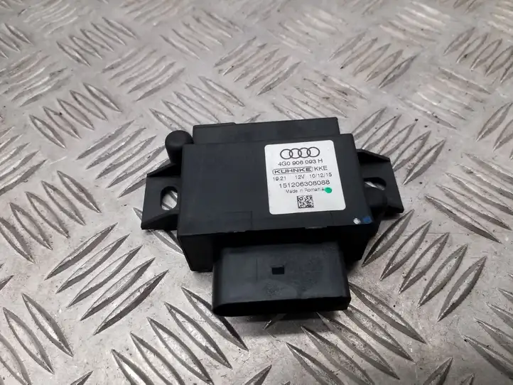 Audi A6 C7 (2014 - 2018) 4G0906093H Блок управления топливным насосом — фото 1