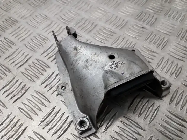 Audi A6 C7 (2014 - 2018) 4G0399059A Кронштейн двигателя — фото 1