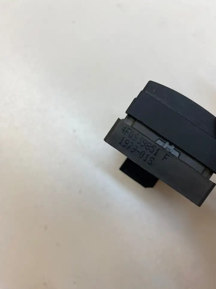 Audi A3/S3 8P (2004 - 2008) 4F0959851 Блок кнопок стеклоподъемников — фото 6