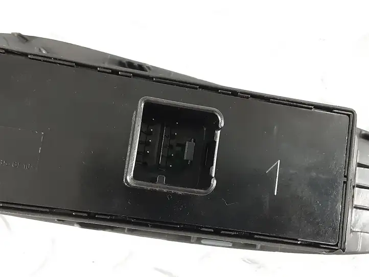Volkswagen PASSAT B7 (2011 - 2014) 5K4959857 Кнопка стеклоподъемников — фото 2