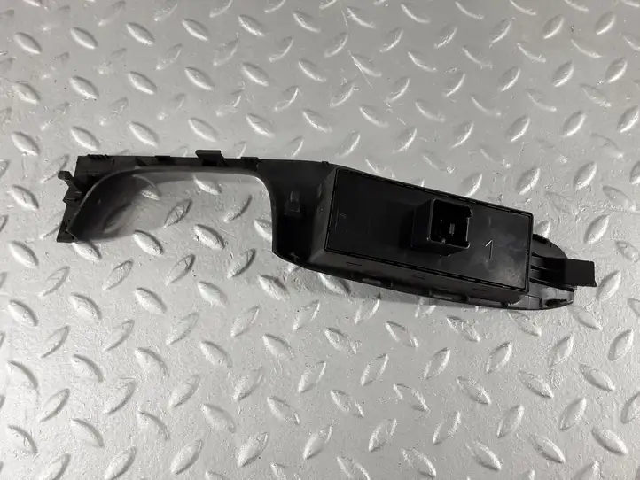Volkswagen PASSAT B7 (2011 - 2014) 5K4959857 Кнопка стеклоподъемников — фото 6