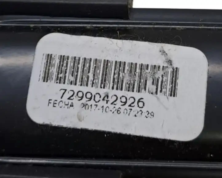 Tesla Model X (2015 - 2021) 7299042926 Регулятор ремня безопасности — фото 5