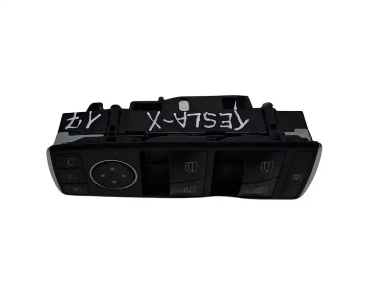 Tesla Model X (2015 - 2021) 2049055402 Блок кнопок стеклоподъемников — фото 4