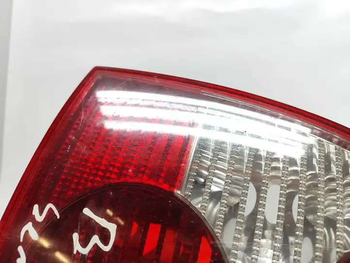 Volkswagen PASSAT B5.5 (2001 - 2005) 3B5945095AE Задний фонарь в кузове — фото 3
