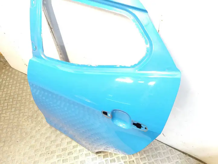 Toyota Aygo AB40 (2014 - 2018) Задняя дверь — фото 3