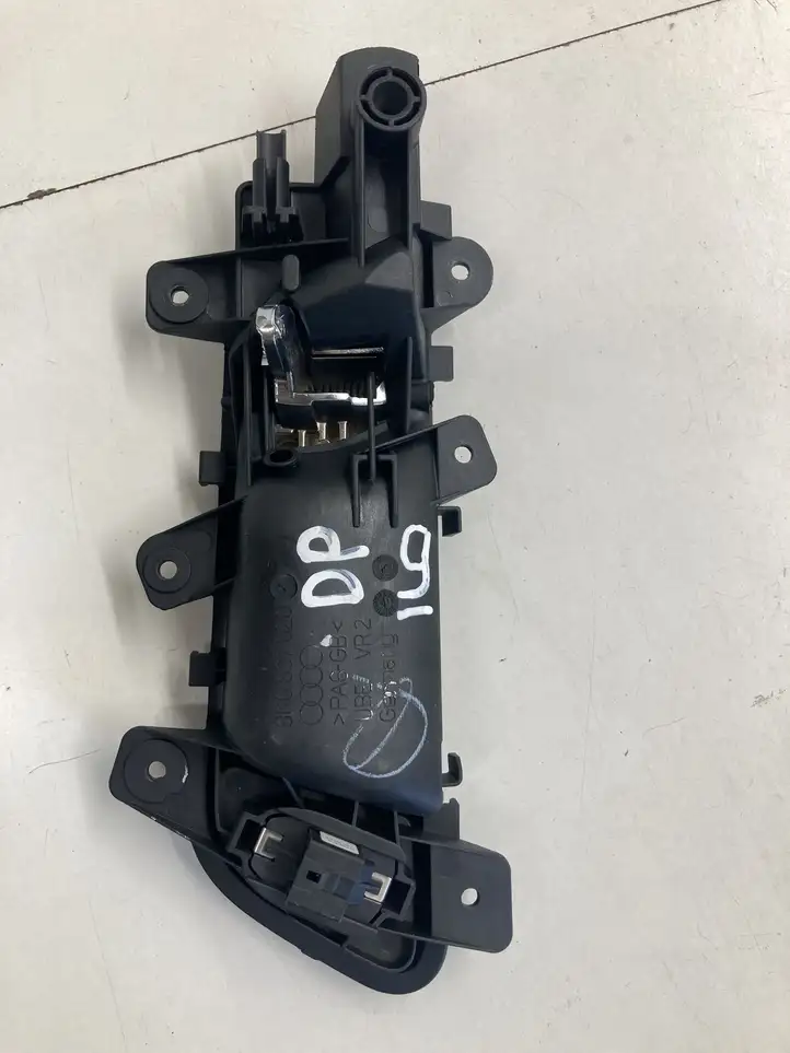 Audi A5 8T 8F (2011 - 2016) 8K0837020 Внутренняя ручка двери — фото 3