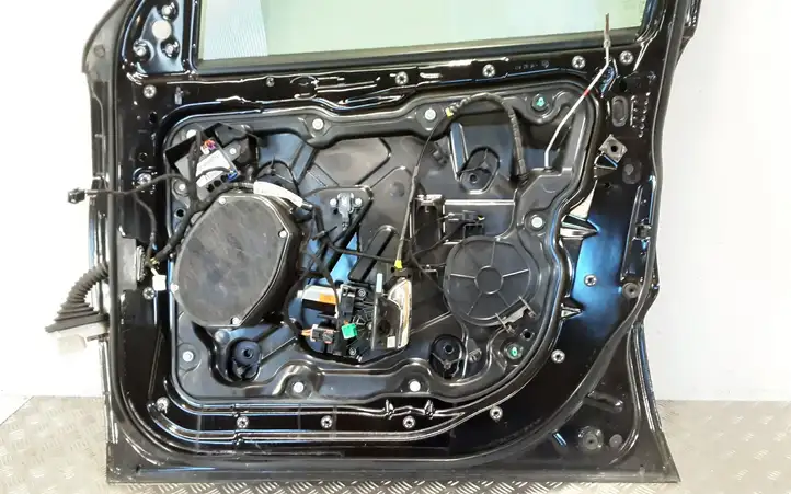 Jeep Grand Cherokee (2010 - 2021) Дверь — фото 4