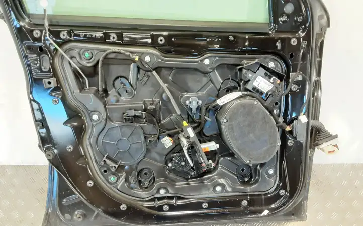 Jeep Grand Cherokee (2010 - 2021) Дверь — фото 4