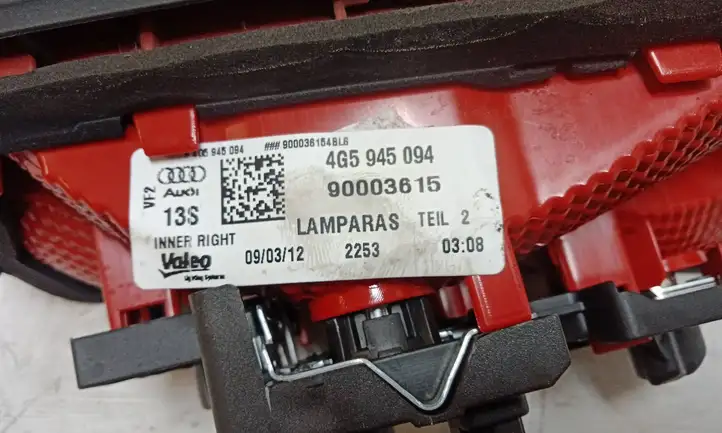Audi A6 C7 (2011 - 2014) 4G5945094 Задний фонарь в крышке багажника — фото 4
