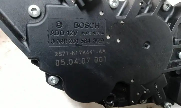 Ford Mondeo Mk III (2000 - 2007) 2S71N17K441AA Двигатель стеклоочистителя заднего стекла — фото 4