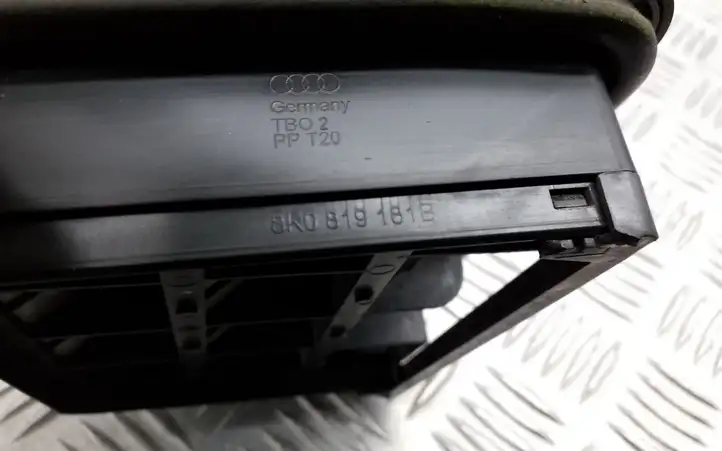 Audi A4 S4 B8 8K (2007 - 2011) 8K0819181B Вентиляционная решетка кузова — фото 2