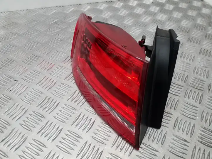 Audi A4 S4 B8 8K (2007 - 2011) 8K5945095D Задний фонарь в кузове — фото 3