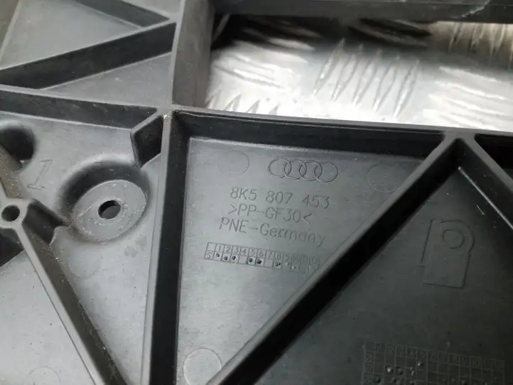 Audi A4 S4 B8 8K (2007 - 2011) 8K5807453 Кронштейн заднего бампера — фото 5