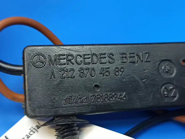 Mercedes-Benz E W212 (2009 - 2016) A2128704589 Усилитель антенны — фото 10